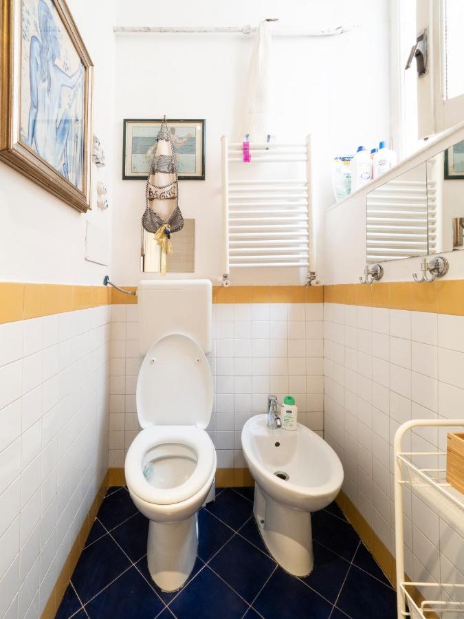 Central Apartment In Trastevere Rome Exterior photo