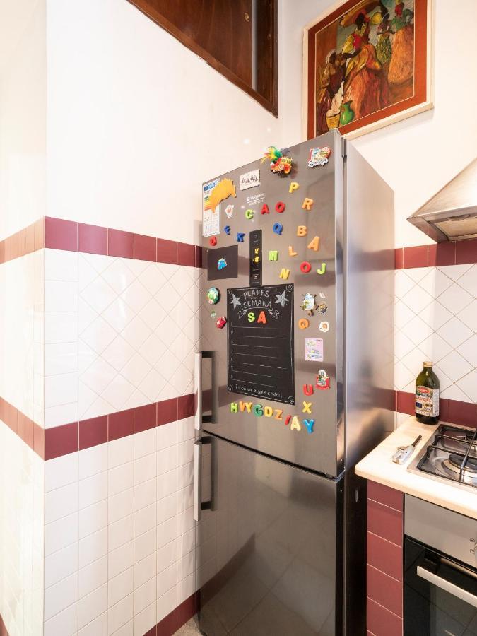Central Apartment In Trastevere Rome Exterior photo